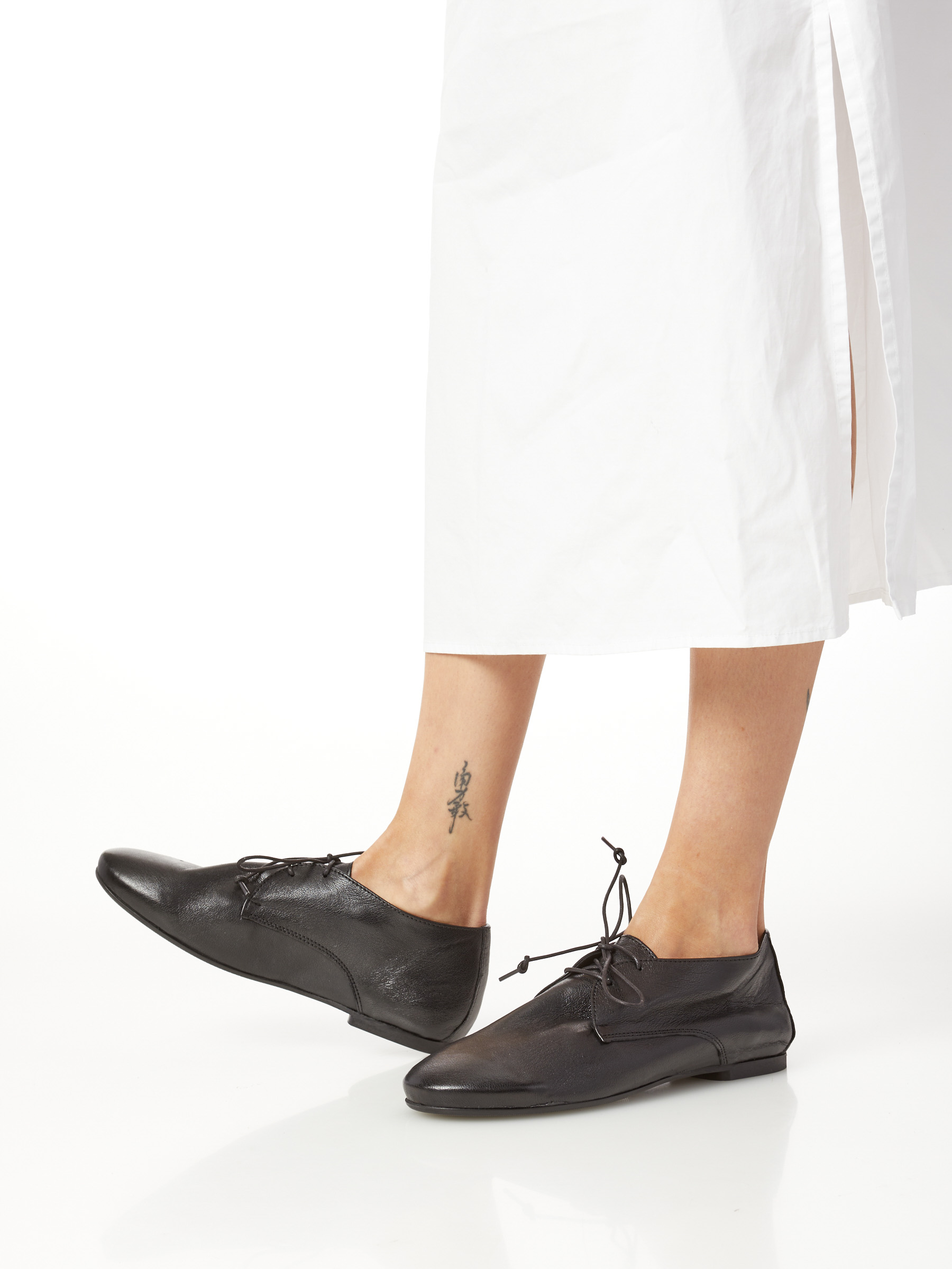 Leather Lace-Up Shoe Gabriela